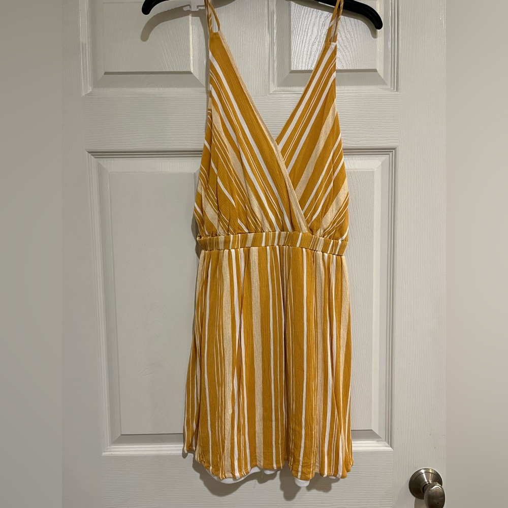 Lulus dress- size M